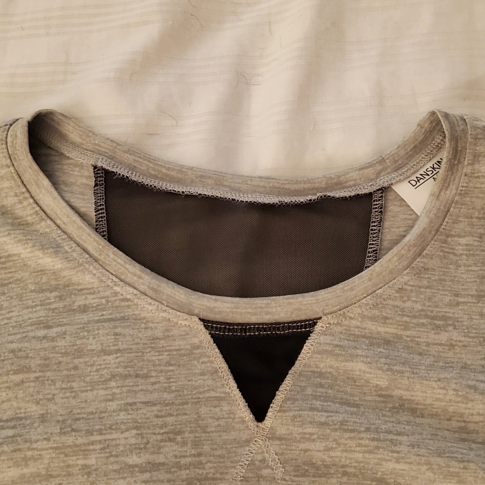 Danskin NOW workout shirt